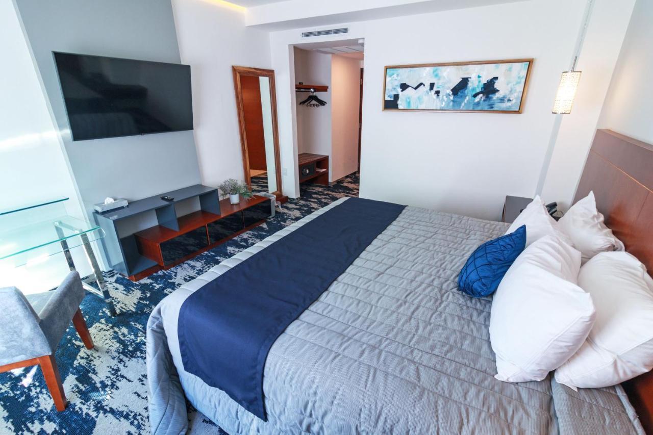 Hotel Fray Select Tepic Exteriör bild