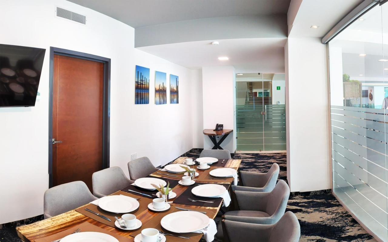 Hotel Fray Select Tepic Exteriör bild